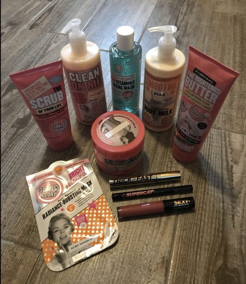 soap and glory, spa wonder, boots, beauty products, beauty review, righteous butter, scrub of your life, clean on me, face mask, make up